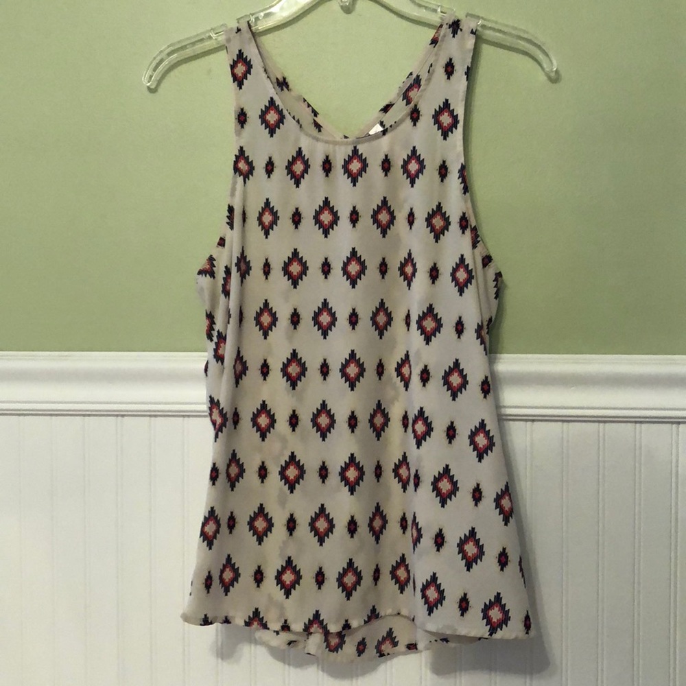 Medium off white tank with blue and red pattern